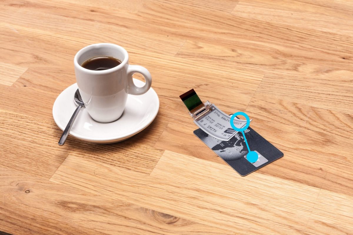 PlasticLogic_displays-for-smartcards-scaled-2000x1400-1